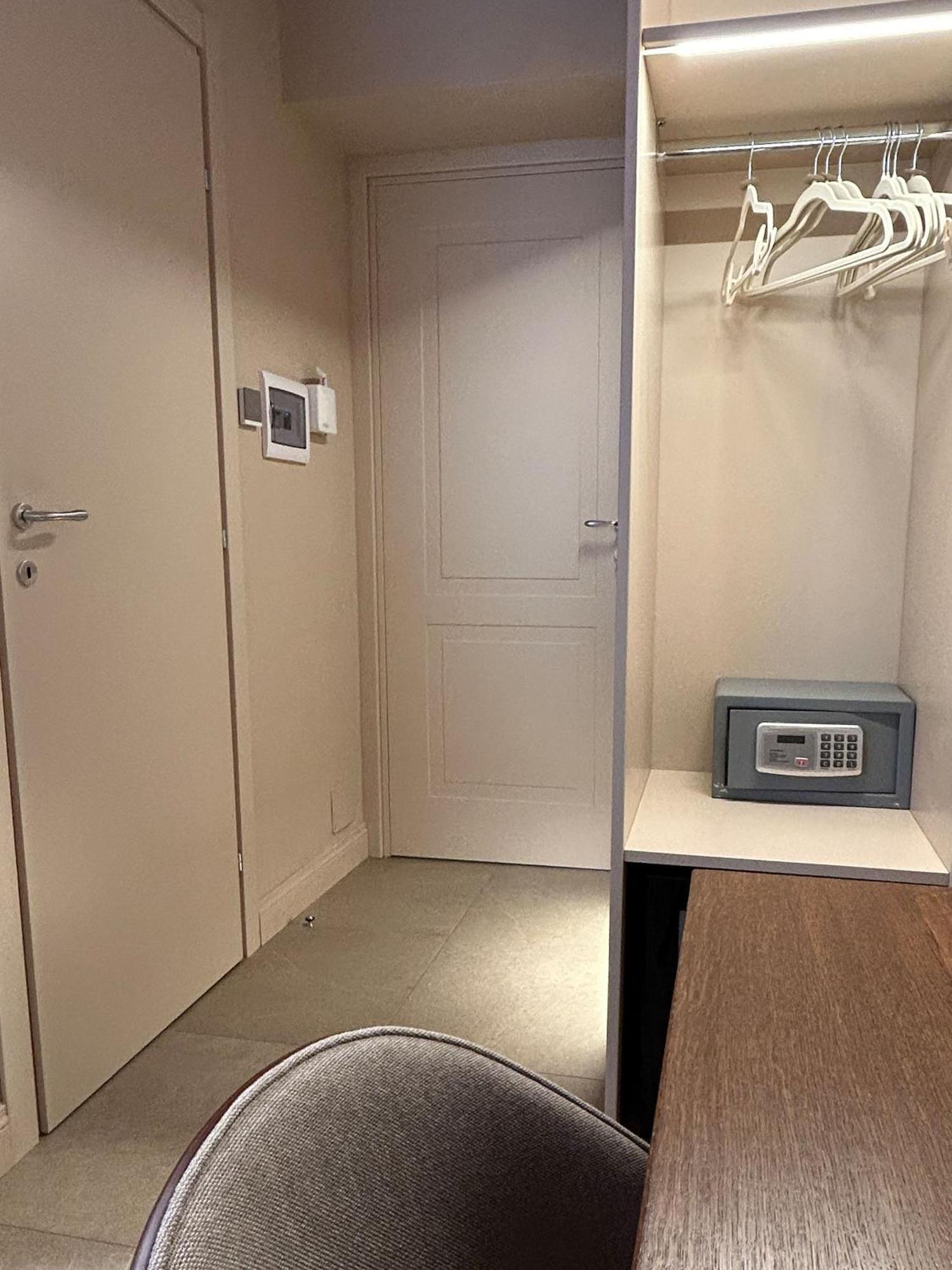 Astom Suites Rome Buitenkant foto